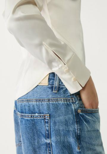 Атласная блузка