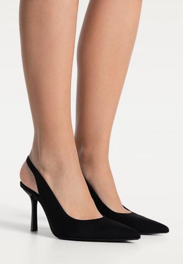 Туфли на высоком каблуке