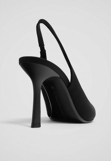 Туфли на высоком каблуке