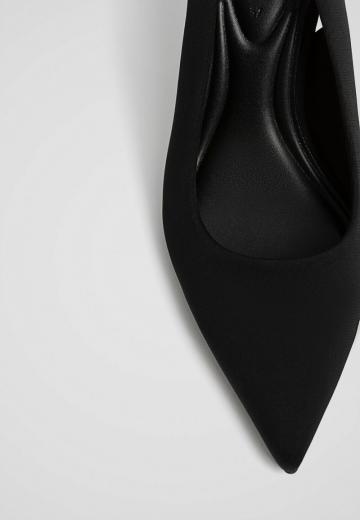 Туфли на высоком каблуке