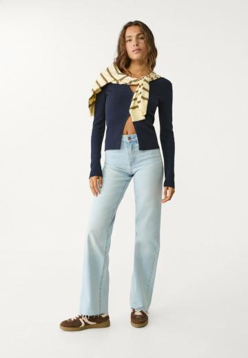 Прямые джинсы