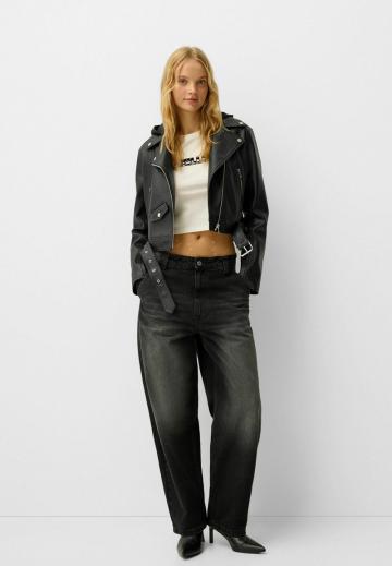 Короткий блейзер