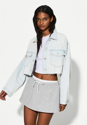 Джинсовая куртка