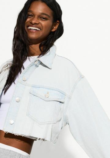 Джинсовая куртка