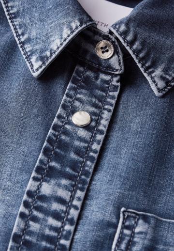 Джинсовая блузка