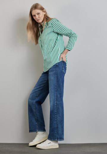 Атласная блузка