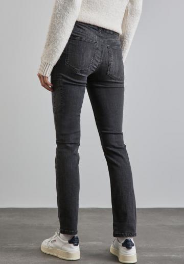 Джинсы