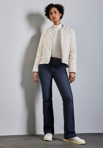 Клешеные брюки