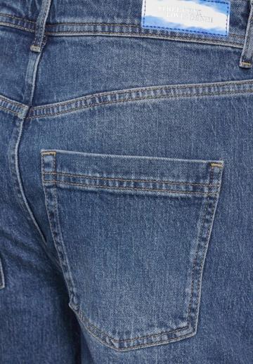 Джинсовые шорты