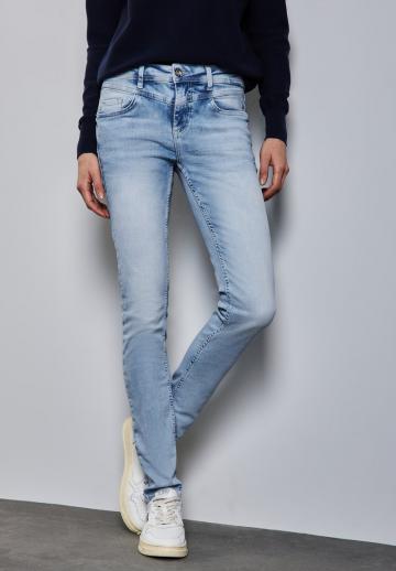 Джинсы