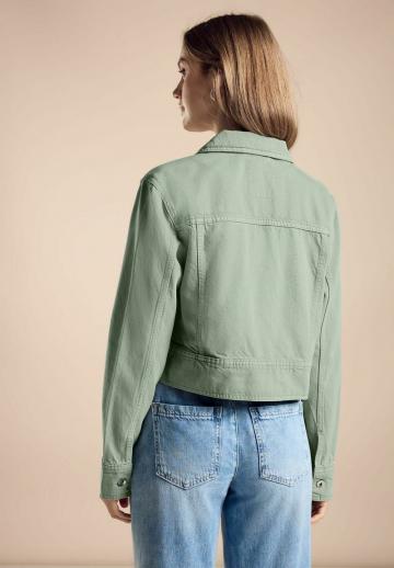 Джинсовая куртка