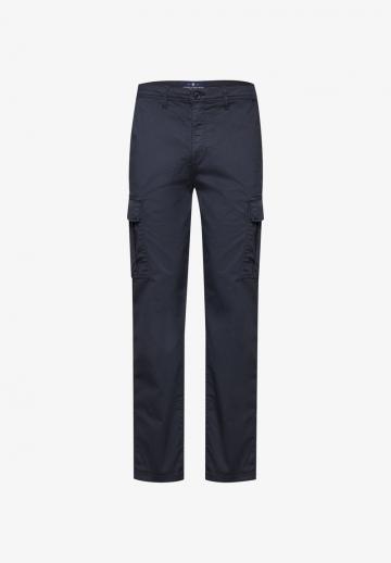 Брюки с накладными карманами