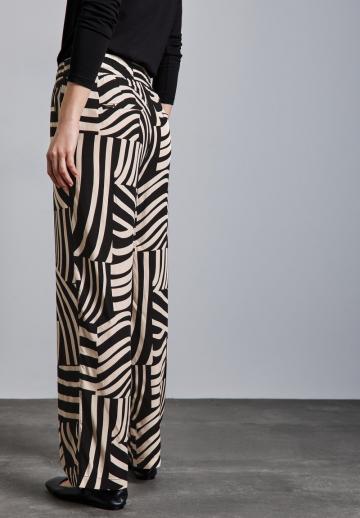 Широкие брюки