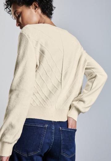 Вязаная кофта