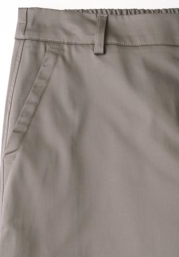 Брюки с накладными карманами