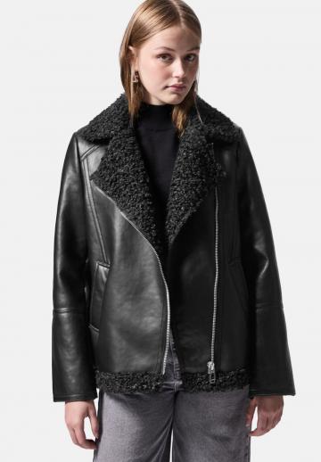 Кожаная куртка