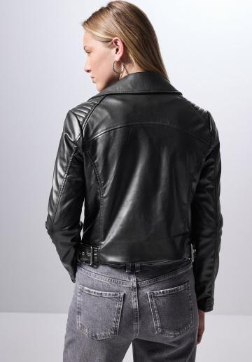 Байкерская куртка