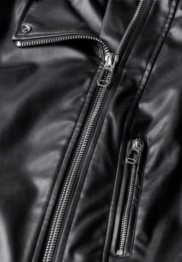 Байкерская куртка