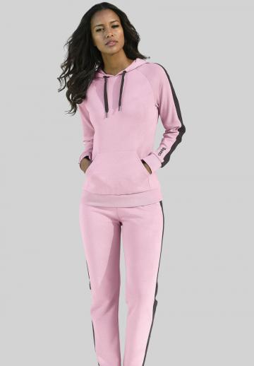 Пуловер с капюшоном