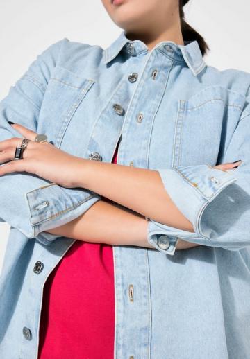 Джинсовая куртка