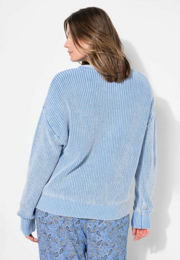 Вязаная кофта