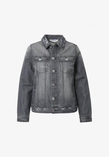 Джинсовая куртка