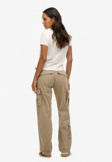 Брюки с накладными карманами