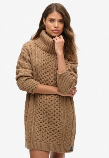 Вязаное платье