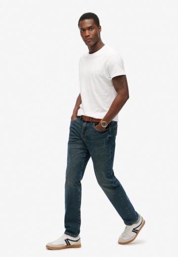 Узкие джинсы