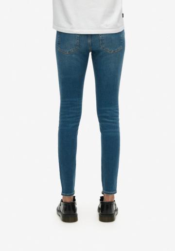 Узкие джинсы