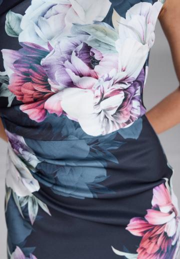 Платье футляр