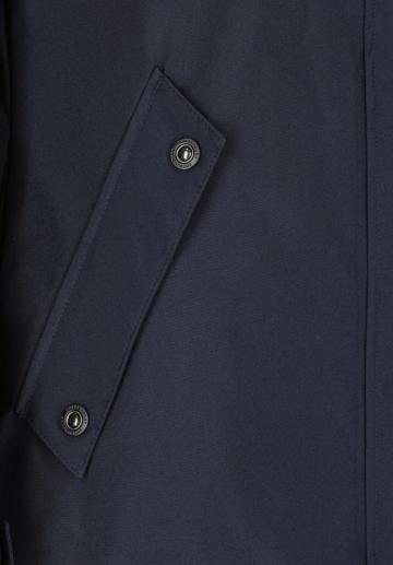 Спортивная куртка