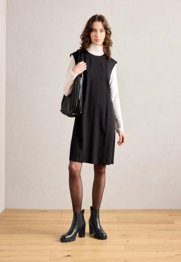 Полусапожки на высоком каблуке