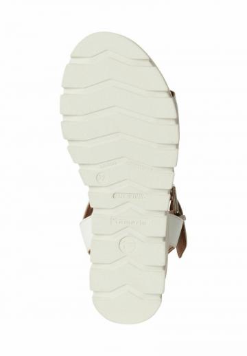 Босоножки на танкетке