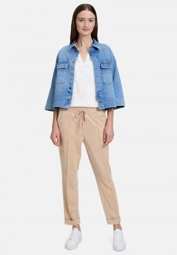 Джинсовая куртка