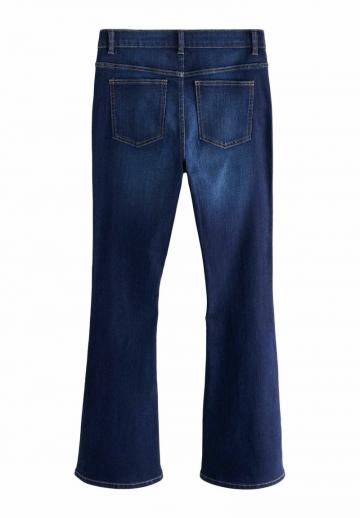 Клешеные джинсы