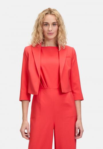 Короткий блейзер