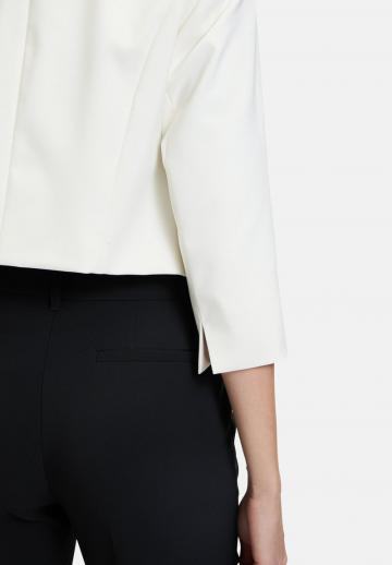 Короткий блейзер