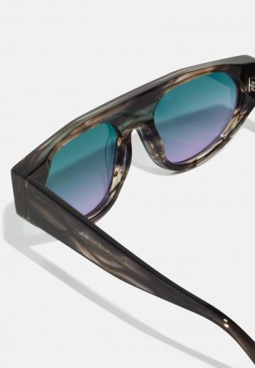 Солнечные очки