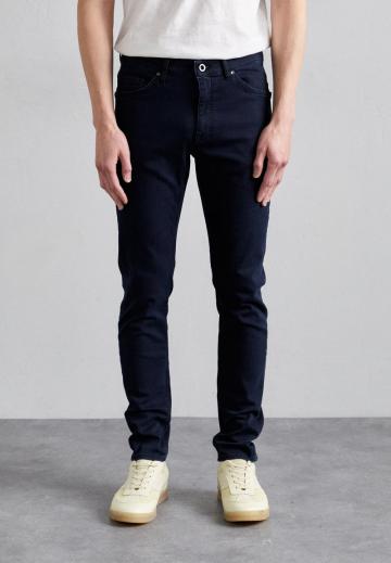 Узкие джинсы