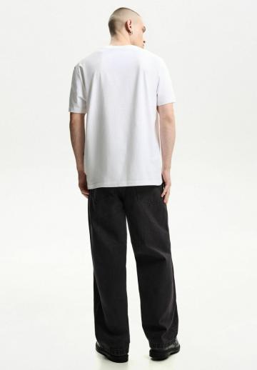 Свободные джинсы