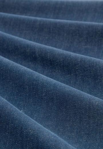 Клешеные джинсы