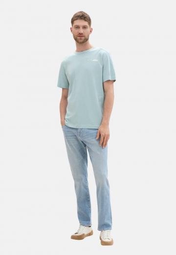 Узкие джинсы