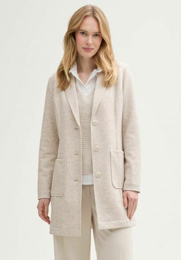 Короткое пальто