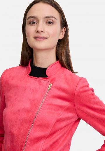 Короткая куртка