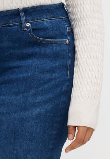 Узкие джинсы