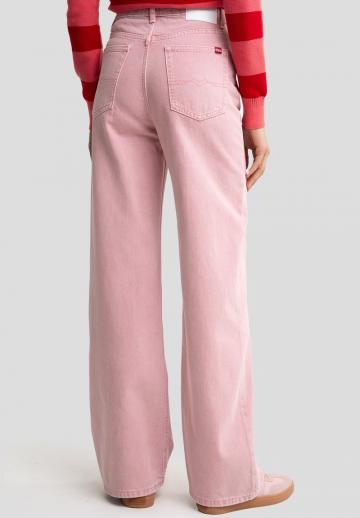 Свободные джинсы
