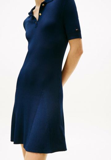 Вязаное платье