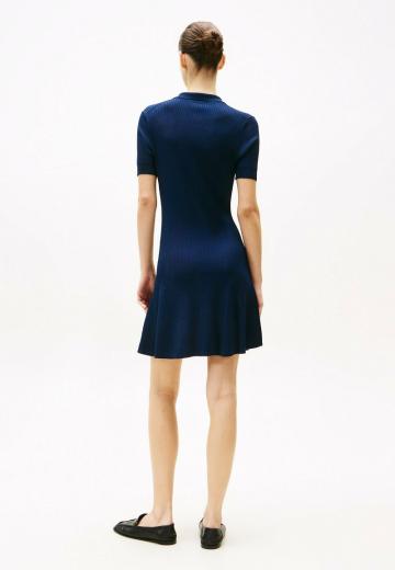 Вязаное платье