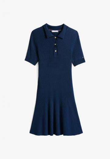 Вязаное платье